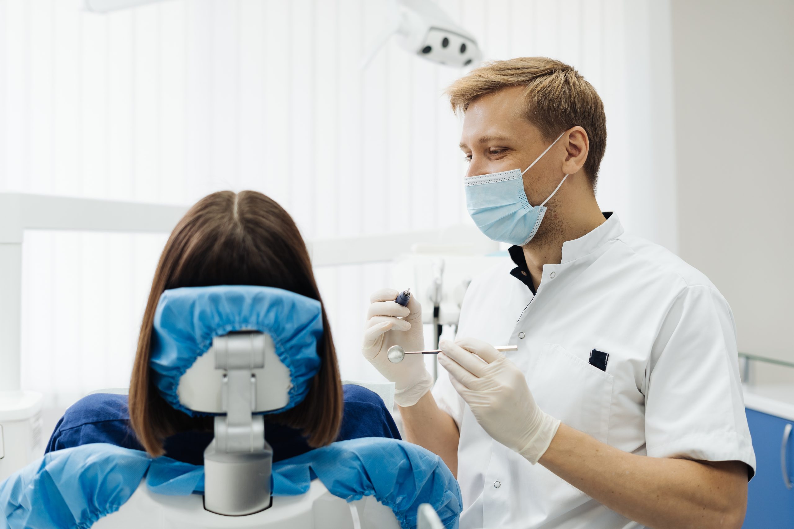 The Step-by-Step Process of the Dental Implant Procedure